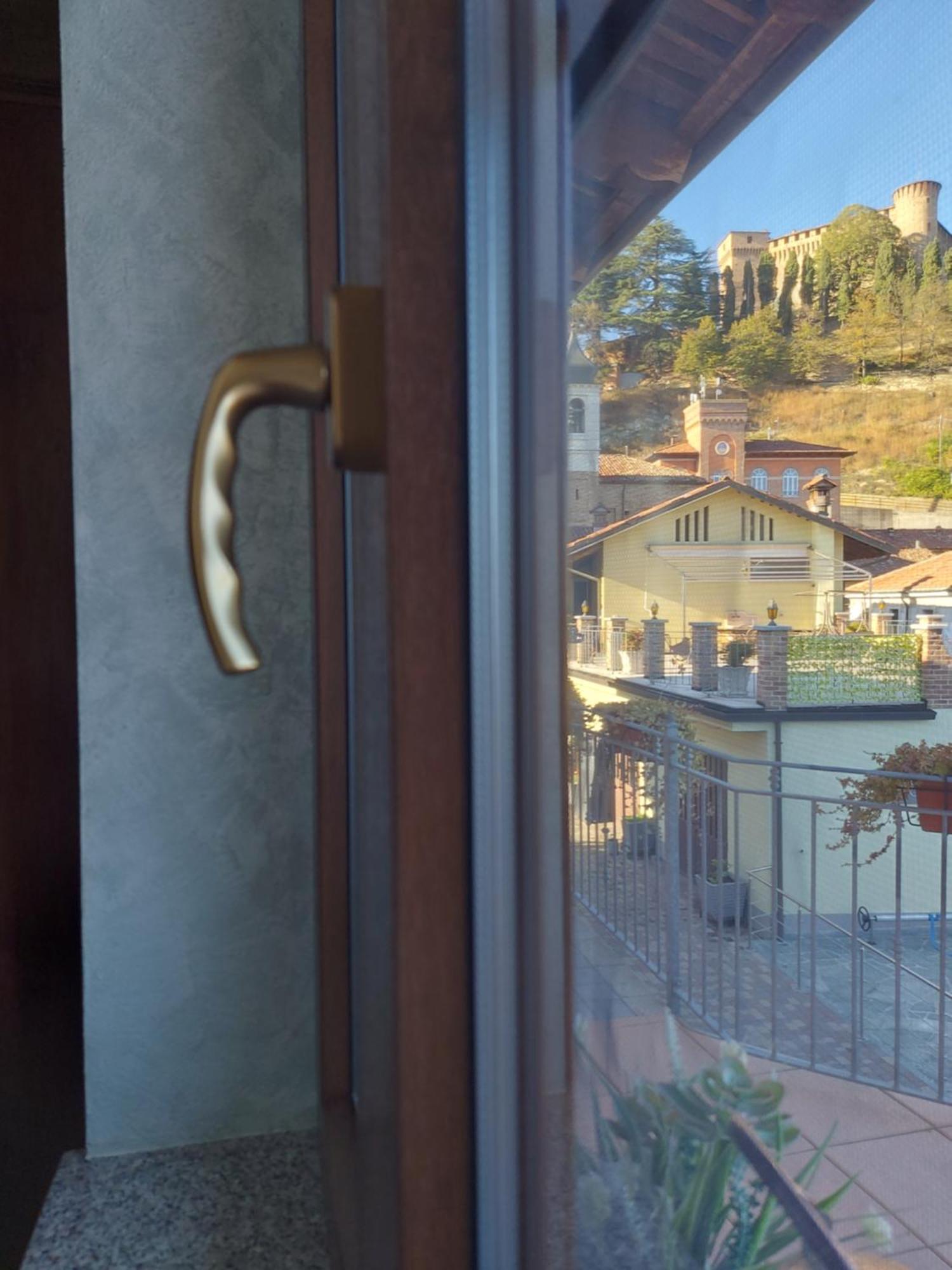 Rocche Di Montexelo - Green Key Apartments & Spa Monticello d'Alba المظهر الخارجي الصورة