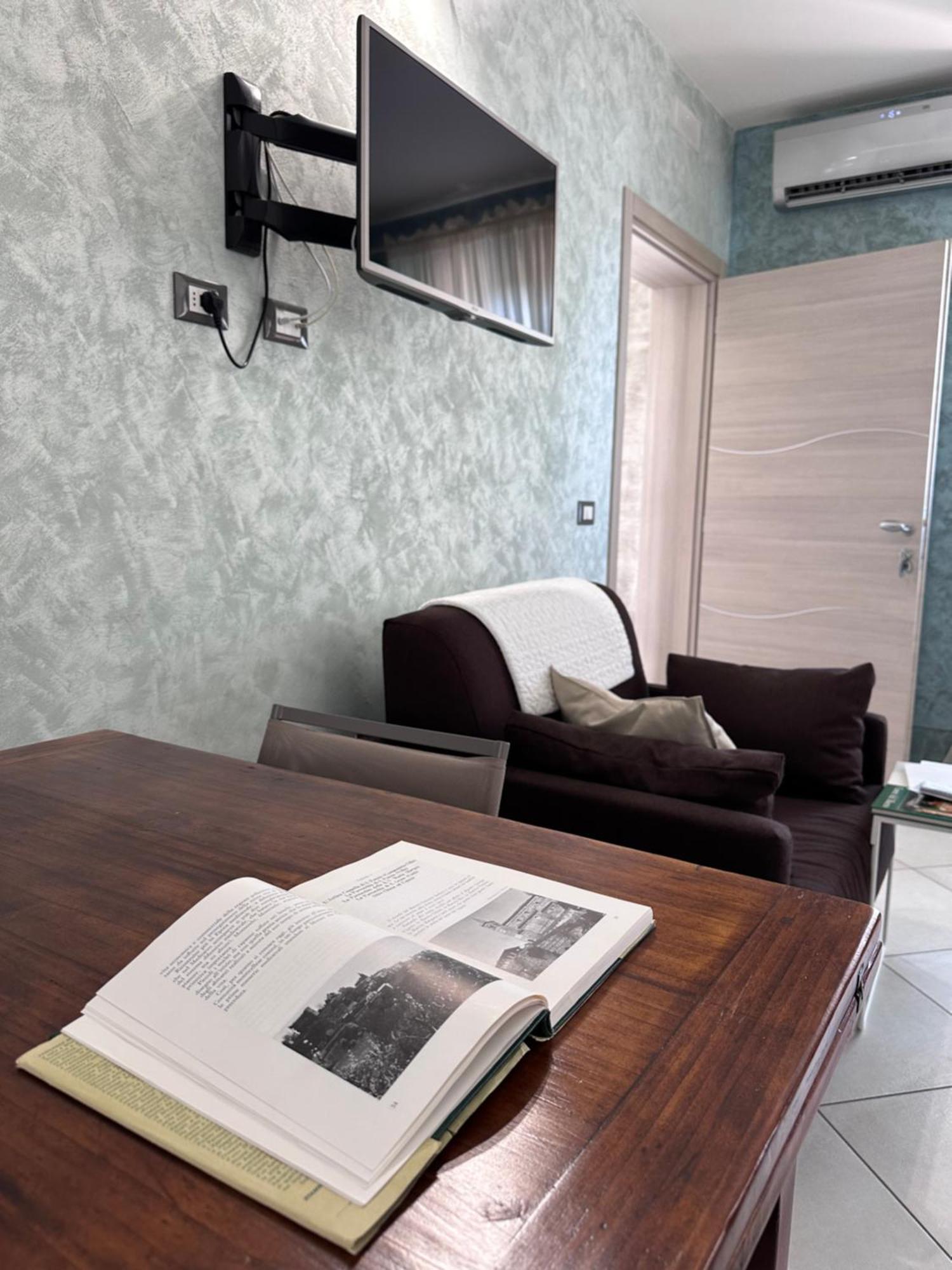 Rocche Di Montexelo - Green Key Apartments & Spa Monticello d'Alba المظهر الخارجي الصورة